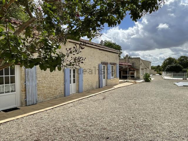 Maison vente à Le Bourg, Villiers-Couture