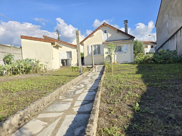 Maison vente à Montfort, Noisy-le-Grand