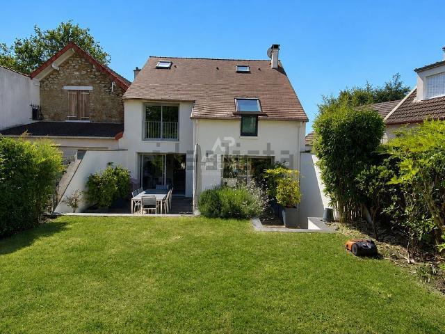 Maison vente à Les Sables, Viroflay