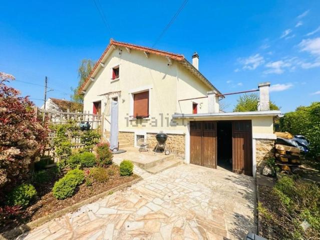 Maison vente à Square des Solstices, Viry-Châtillon