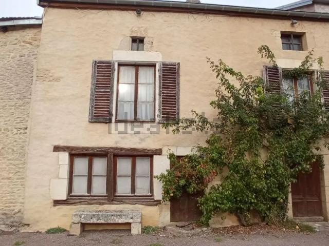 Maison vente à Vitry-lès-Nogent, Haute-Marne