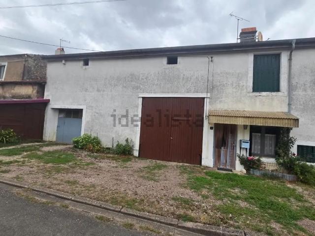 Maison vente à Voisey