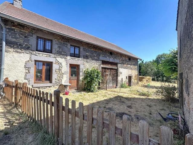 Maison vente à Le Viallard, Volvic