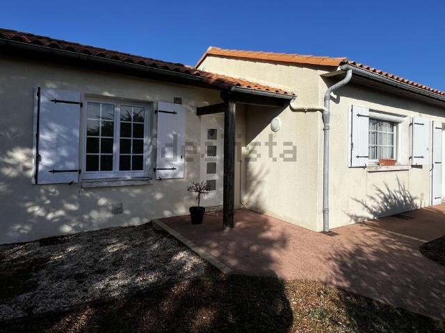 Maison location à Arthenay, Vouillé