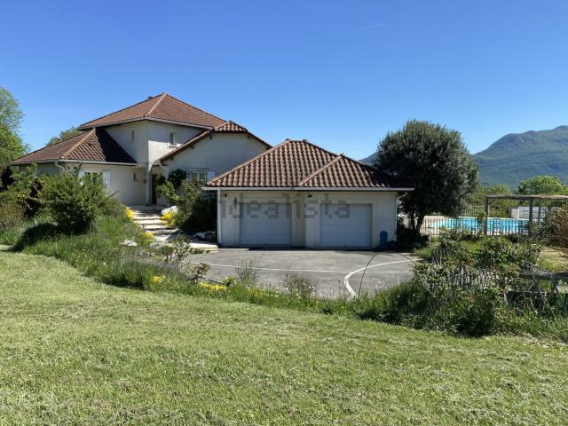 Maison vente à Commugnin, Yenne