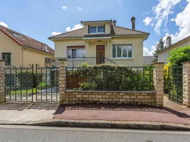Maison vente à La Garenne, Yerres