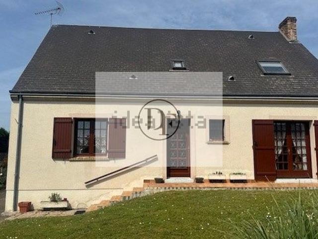 Maison vente à Yèvre-la-Ville