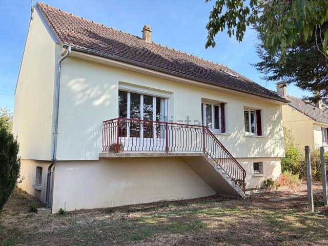Maison vente à Yèvres, Eure-et-Loir