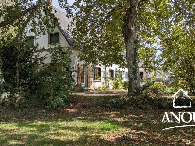 Maison vente à Les Champs Blancs, Yèvres