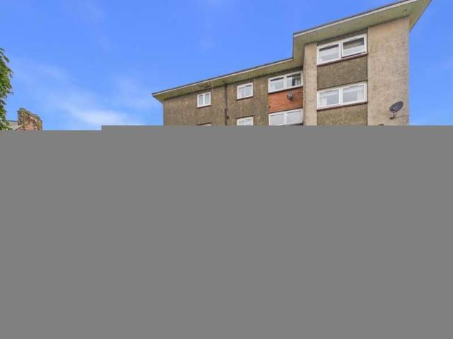 Maisonette for sale in Dumfries, Scotland