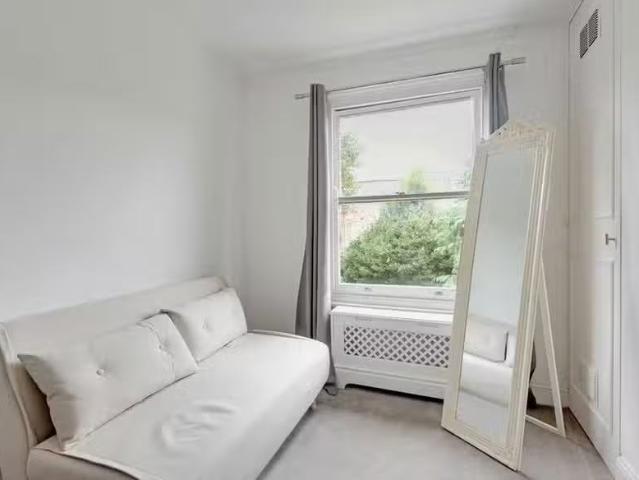 House for sale in Sands End, Fulham