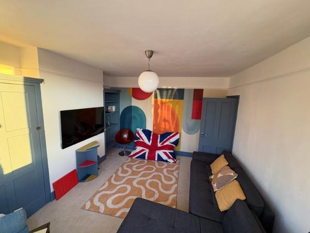 Apartment for rent in London Borough of Ealing, Hanwell