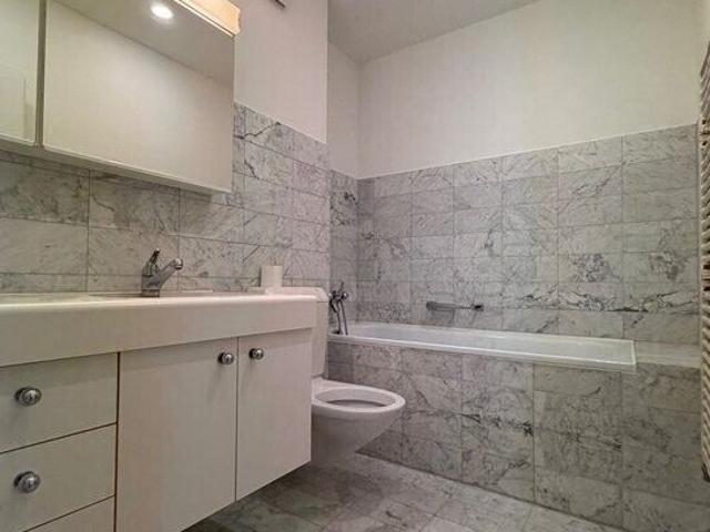 Haus mieten in Einigen, Zürich