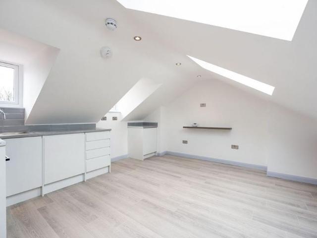 Studio for rent in Anerley, Greater London