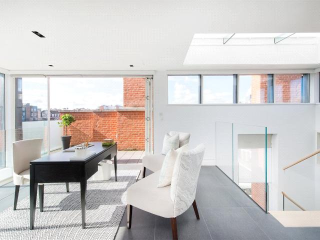 Apartment for rent in Mayfair, Greater London