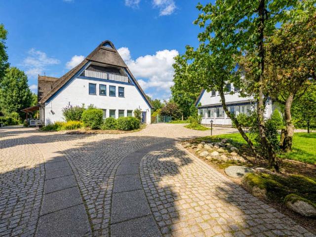 Wohnung kaufen in Seestermühe, Kreis Pinneberg