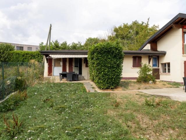 Einfamilienhaus kaufen in Aïre