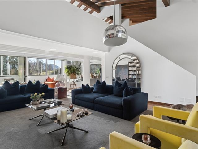 Wohnung kaufen in Collina d'Oro, Tessin