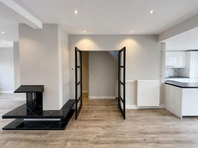 Appartement te huur in Laren, Noord Holland