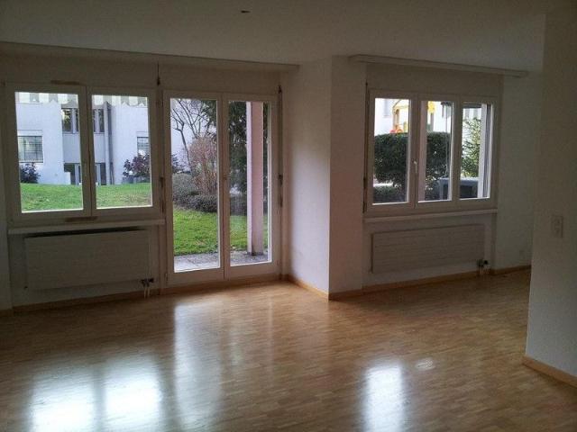 Haus mieten in Dübendorf, Zürich