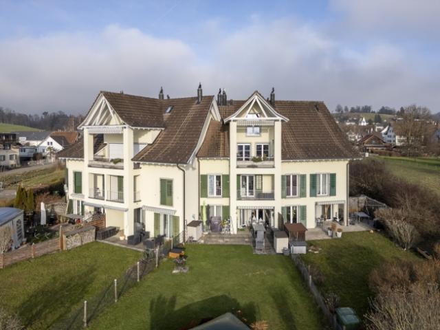 Maisonette kaufen in Dürnten, Zürich