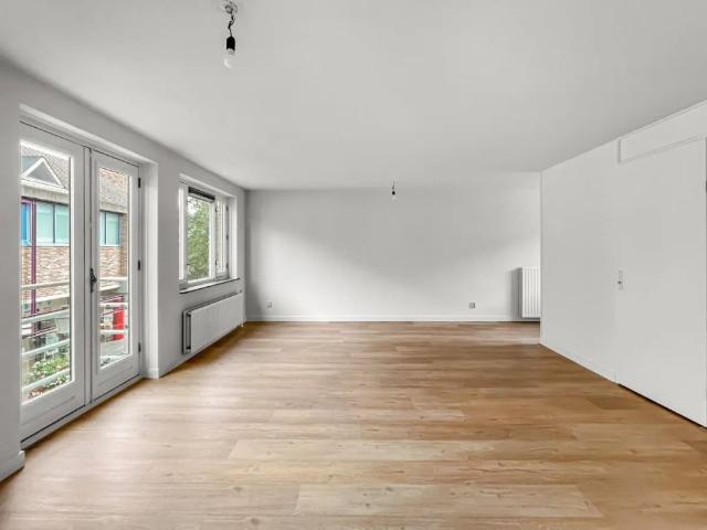 Appartement te huur in Huizen, Noord Holland