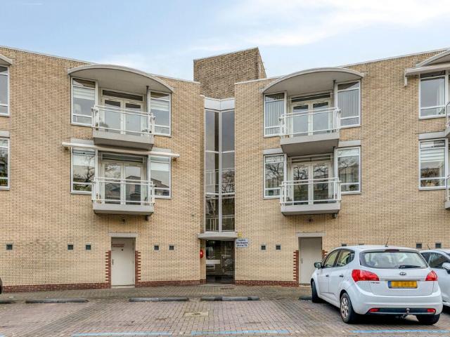 Appartement te huur in Hardinxveld, Zuid Holland