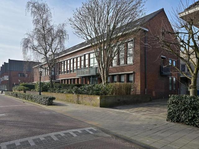 Appartement te huur in Wassenaar, Zuid Holland