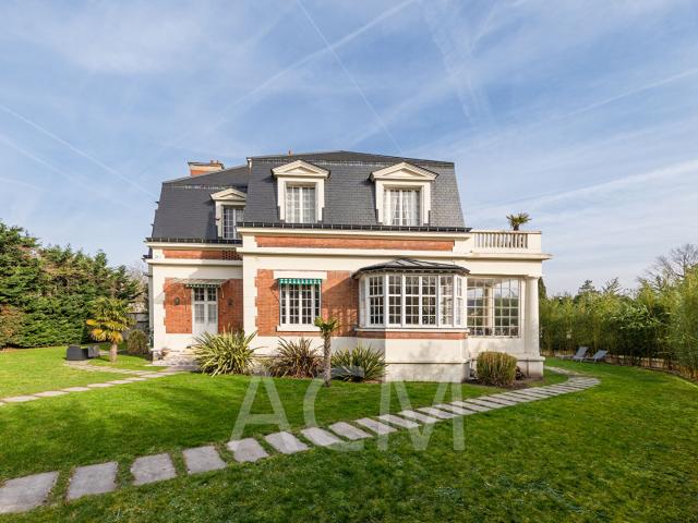 Villa vente à Saint-Germain-en-Laye, Maisons-laffitte