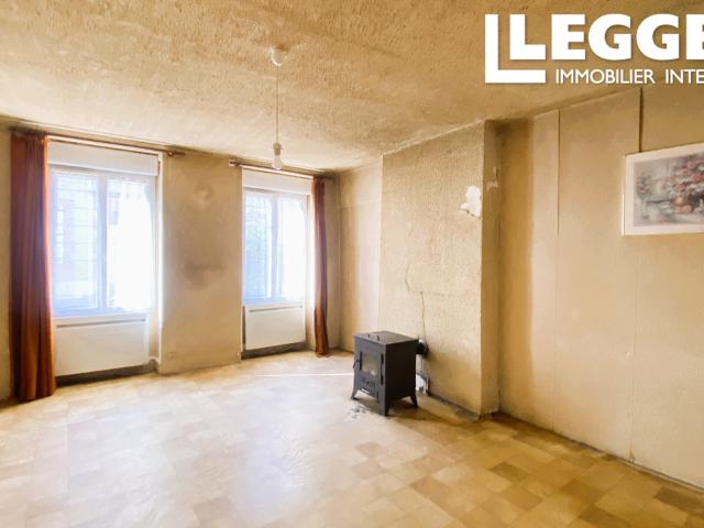 Maison vente à Saint-Amand-Montrond, Saulzais-le-potier