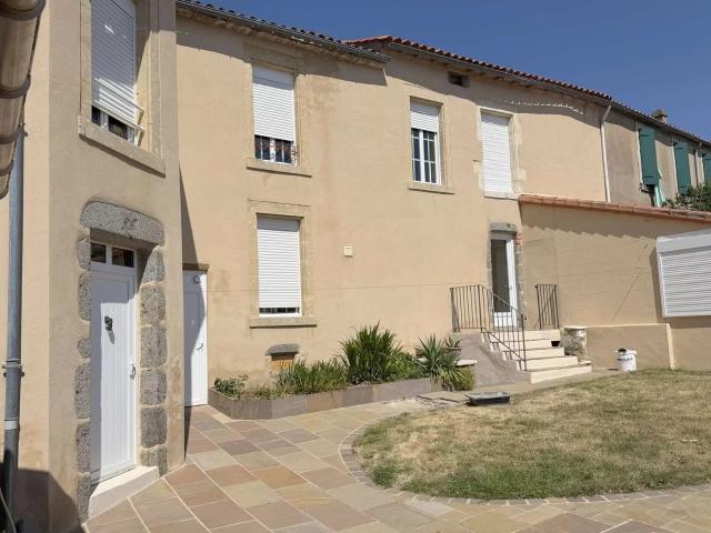 Maison vente à Fontenay-le-Comte, La Châtaigneraie