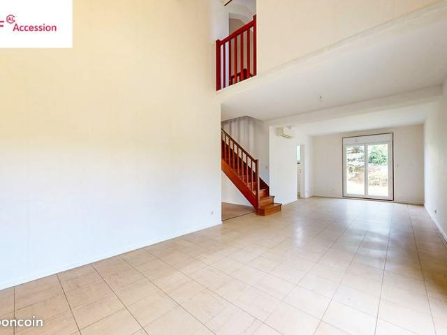 Maison vente à Vitry-le-François, Saint-chéron