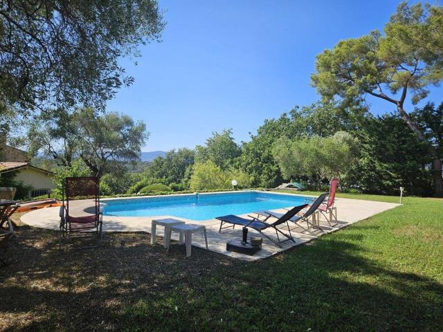 Maison location à Saint-Basile, Mougins
