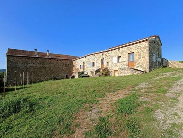 Villa vente à Le Village-Est, Colombier-le-Vieux
