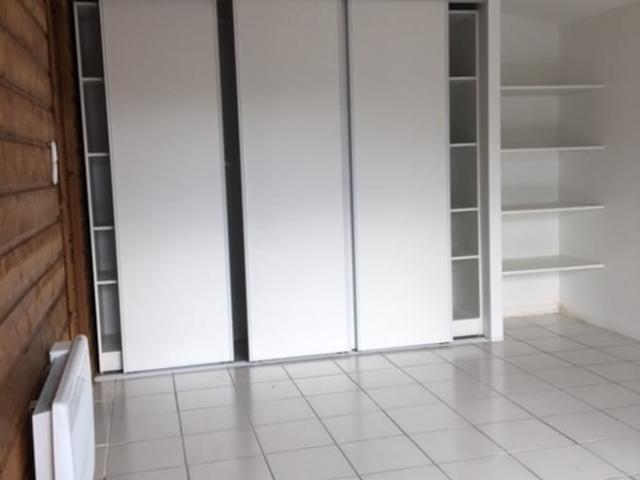 Maison location à Bordeaux, Beychac-et-caillau