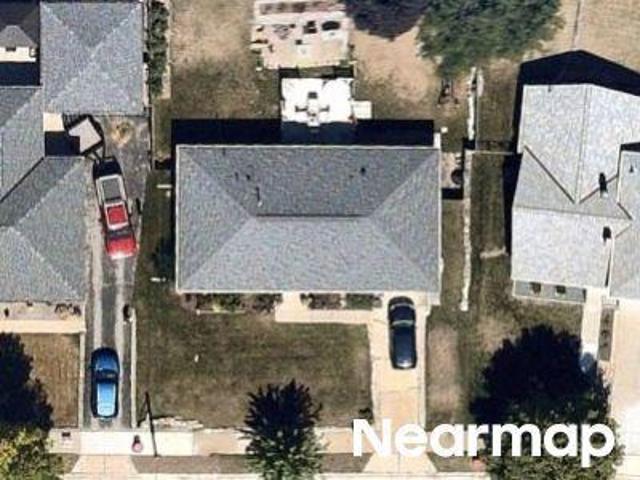 House for sale in Waukesha