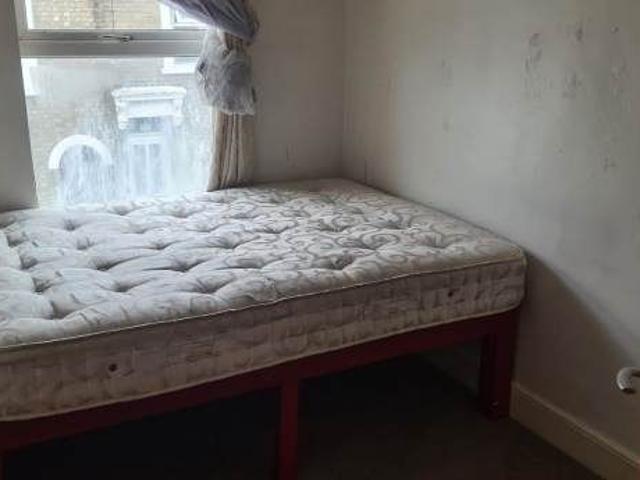 House for rent in Cauldwell, Bedford