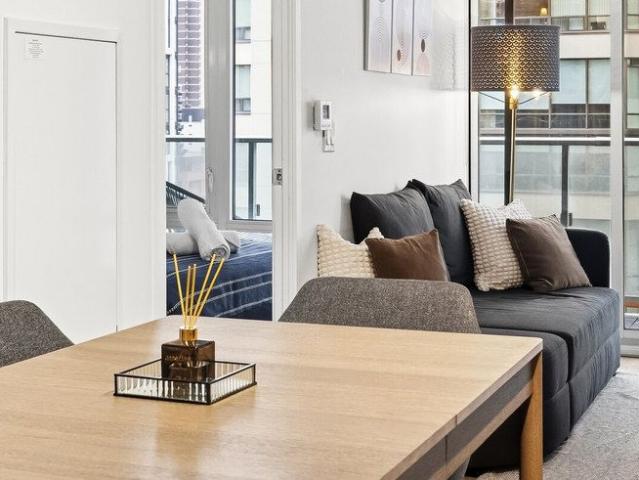 House for rent in Toronto Centre, Toronto