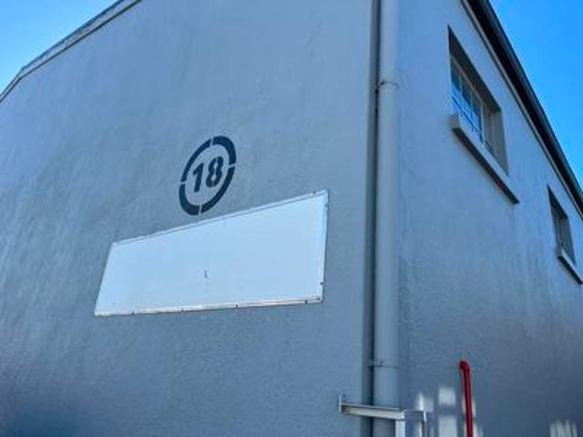 Commercial for rent in Maitland, Cape Town