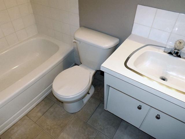 Apartment for rent in Wedgewood, Alberta