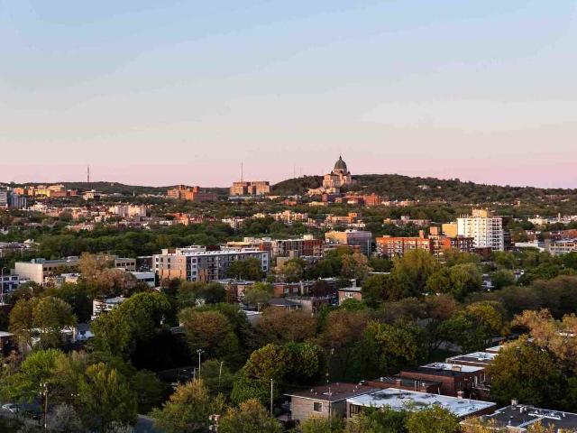 Apartment for rent in Côte-Saint-Luc, Montréal (région administrative)