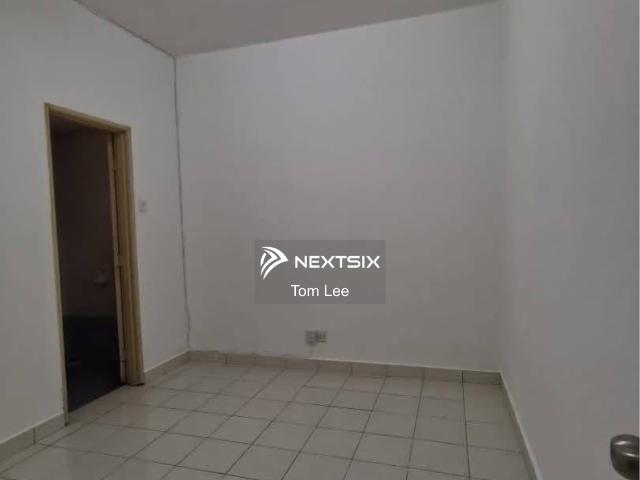 Residential House for sale in Mukim 13, Georgetown