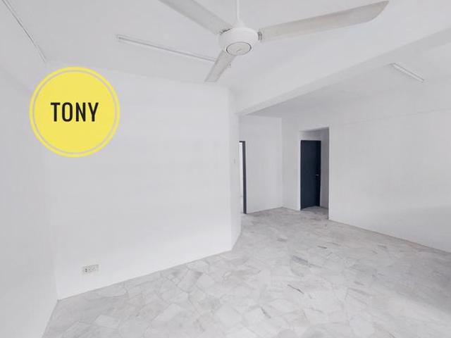 Flat for sale in Ayer Itam
