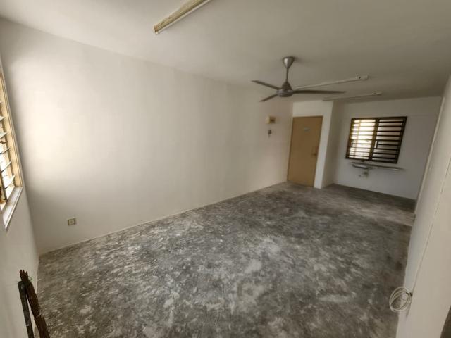 Flat for sale in Georgetown, Penang