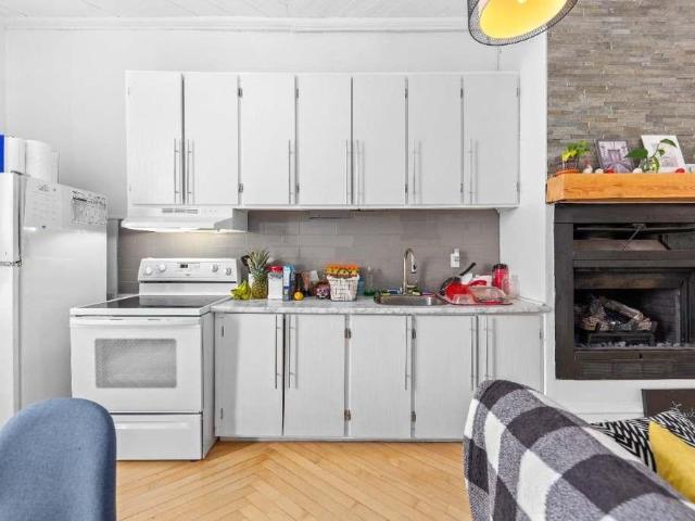 Apartment for rent in Les Moulins, Quebec