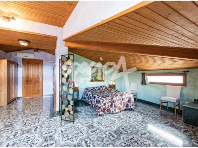 Local Comercial en venta en Robledo De Chavela, Madrid