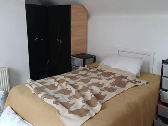 House for rent in London Borough of Merton, Mitcham