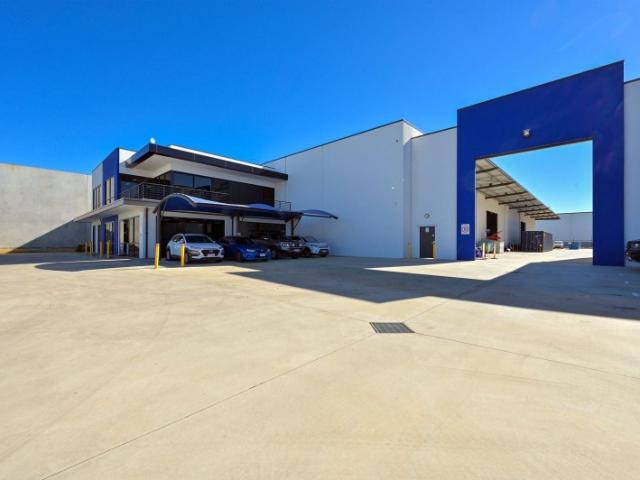 Warehouse for sale in Canning Vale, Western Australia