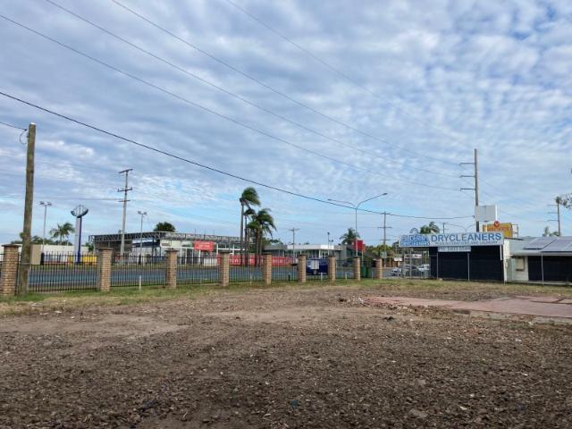 Warehouse for rent in Kings Creek, Queensland