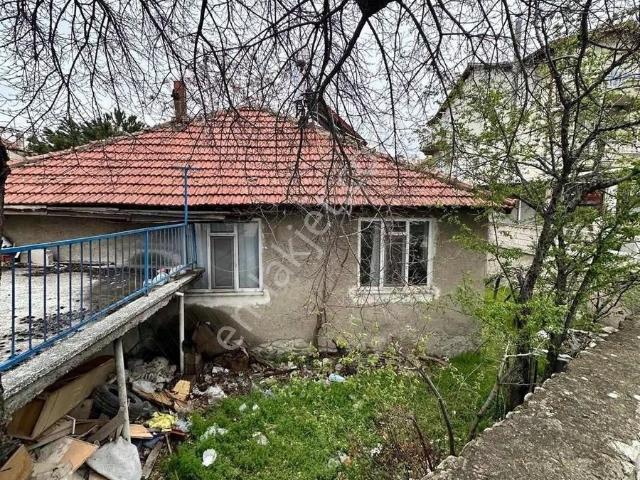 Isparta Merkez içerisinde satılık Villa